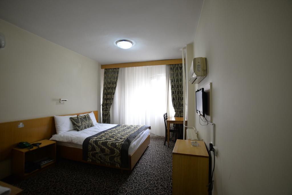 Buyuk Maras Hotel Kahramanmaraş Ngoại thất bức ảnh